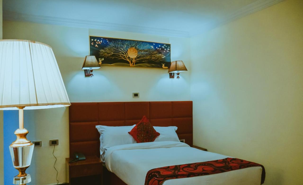 Moonlight Hotel แอดดิสอาบาบา ภายนอก รูปภาพ